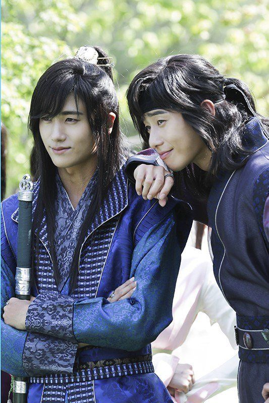 Namastehallyu_hwarang