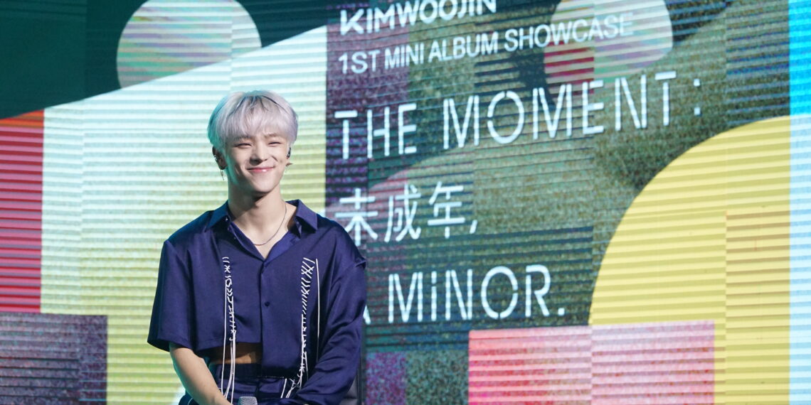 Kim Woojin Begins His Journey As A Soloist + Completes His Debut Showcase