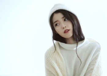 IU Releases Lyric Teaser For Her Upcoming Single ‘strawberry moon’