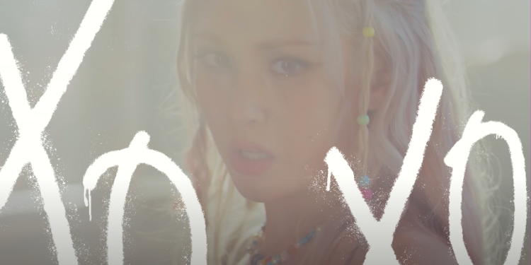 Somi Returns As A Solo Queen With ‘XOXO’