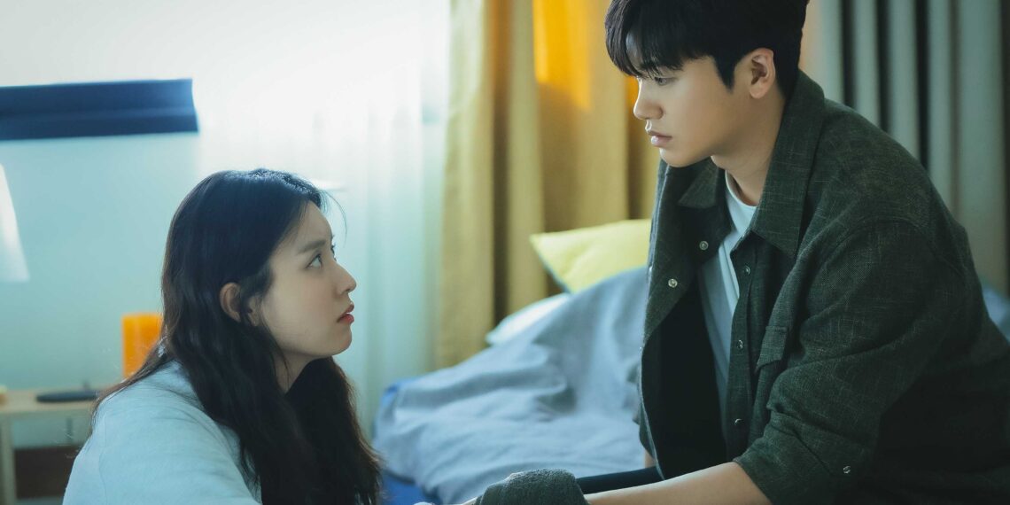 Review: ‘Happiness’ – Rising Tensions And Spilled Blood (Episode 9 & 10)