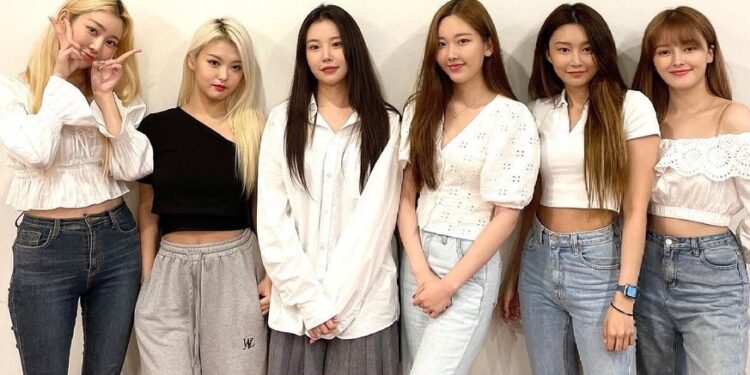 MOMOLAND Is Gearing Up For A January Comeback