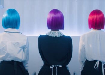 VIVIZ Announces Debut Date + Releases Teaser