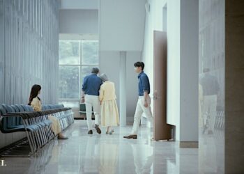 lee hi only namaste hallyu