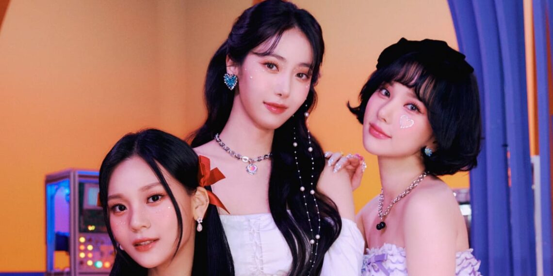 VIVIZ Tops In Global iTunes Chart With ‘Beam of Prism’