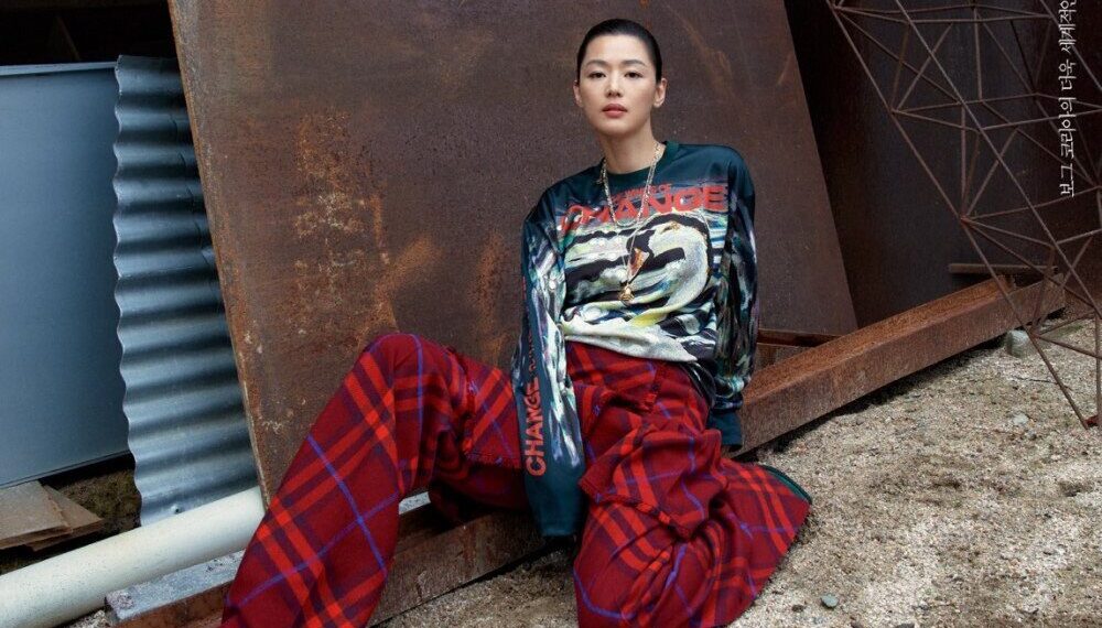 Jun Ji Hyun Graces The Cover Of Vogue Korea As The Face Of Burberry