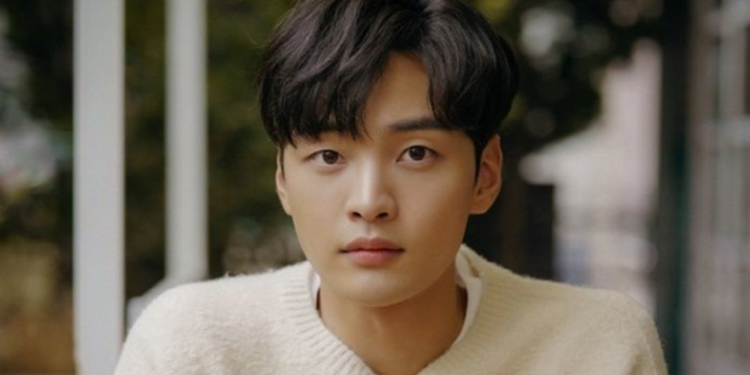 Actor Kim Min Jae Officially Begins His Mandatory Military Service