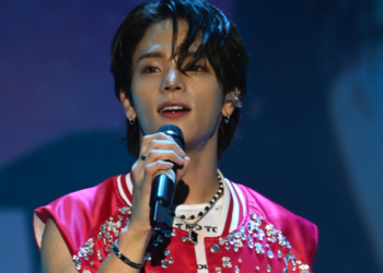 Kim Woojin Kicks Off ‘The Moment India Tour’ with a Spectacular Start at Road to Cherry Blossom Festival 2023