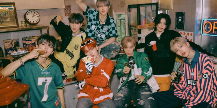 Rookie Group ALL(H)OURS Set To Make Their Fist Comeback In July With ‘WITNESS’