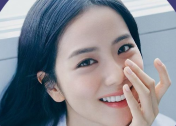 BLACKPINK’s Jisoo Signs Solo Contract With Warner Records