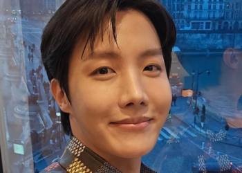 Jennie Unveils Tracklist For Studio Album ‘Ruby’