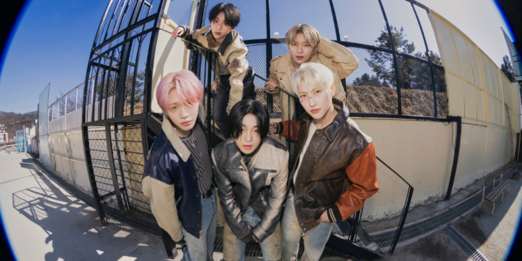 NCT’s Mark Unveils Teasers For ‘+82 Pressin’ (Feat. Haechan)’