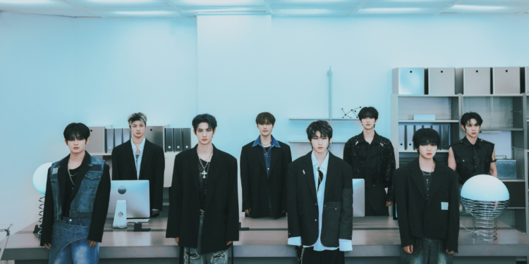 YOUNITE Shows Edgy Transformation For 7th Mini-Album ‘YOUNI-T’