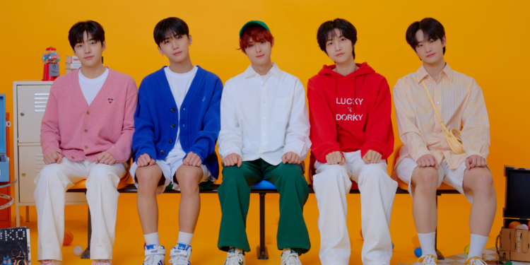 ONEUS’ Keonhee Releases First Solo Single ‘I Just Want Love’