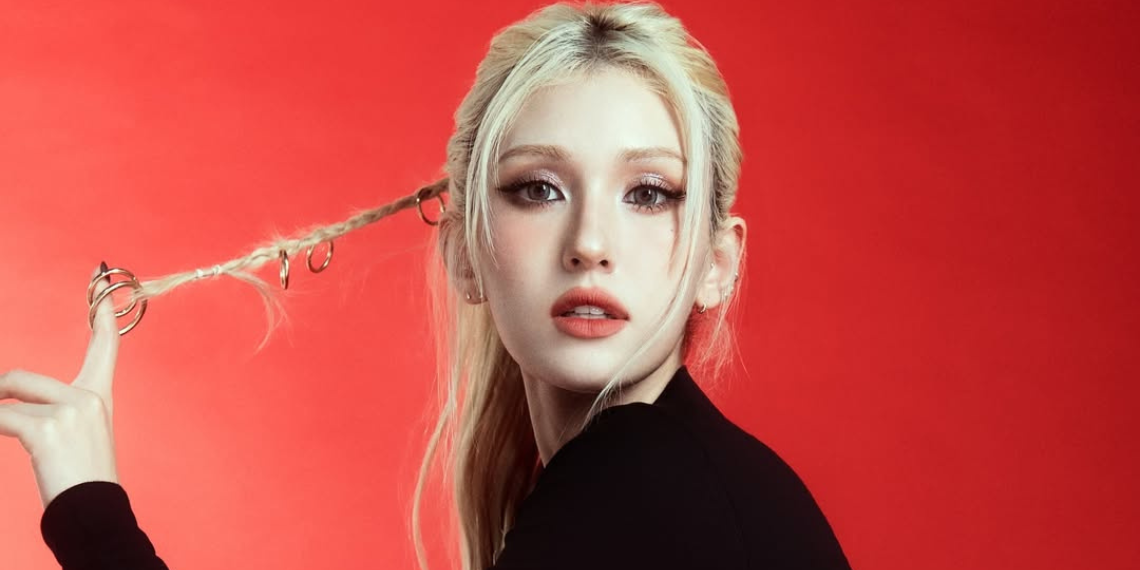 Jeon Somi Reveals Fandom Name And 2025 Fanmeeting