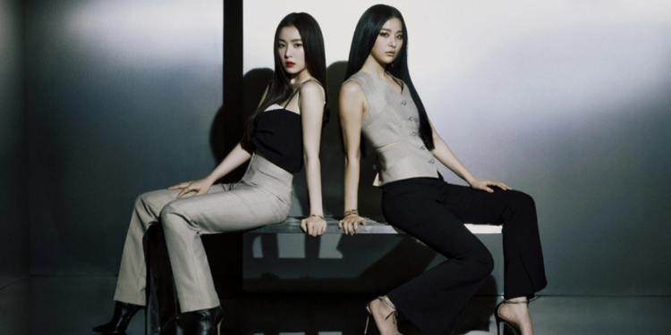 Leejung Lee Signs Exclusive Contract With THEBLACKLABEL