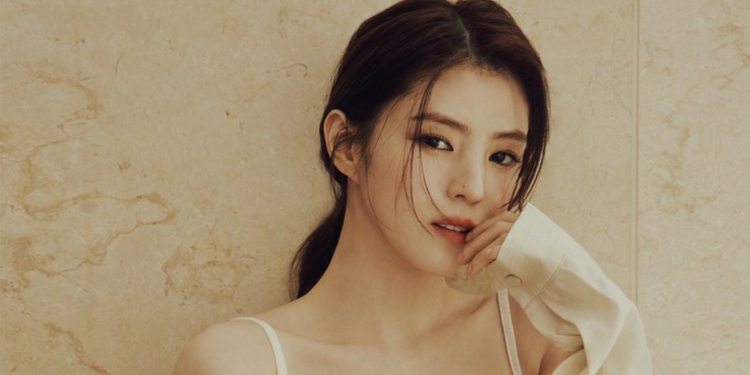 Han So Hee Announces 2025 World Tour Fanmeeting ‘Xohee Loved Ones,’