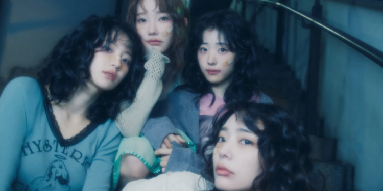 QWER Drops MV Teaser for Title Track ‘Dear’ from Upcoming Mini-Album