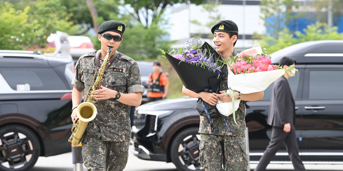 BTS’ RM and V Celebrate with Fans Following Military Discharge