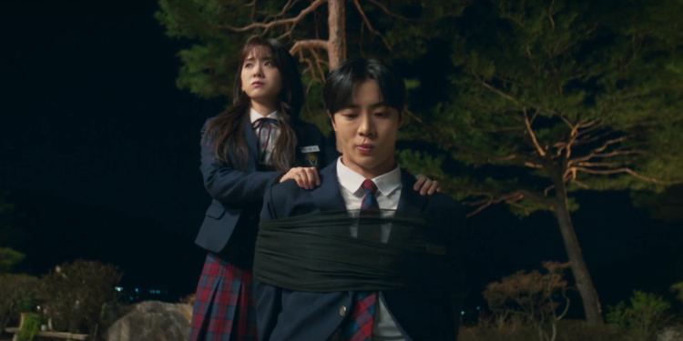 Review: ‘Head Over Heels’ – Who Knew An Evil Ghost Could Be This Cute? (Episode 7 & 8)