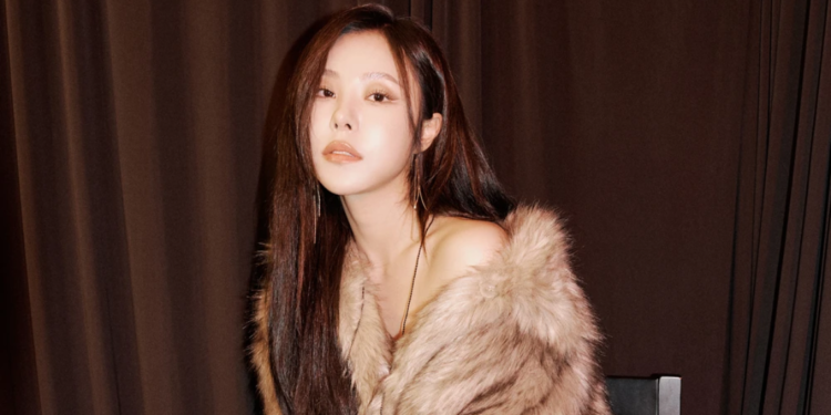 MAMAMOO’s Whee In Signs Exclusive Contract With New Agency