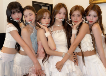 izna Launches Official Light Stick and Light Band