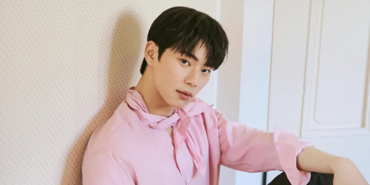 Lee Chae Min Signs Exclusive Contract With VARO Entertainment