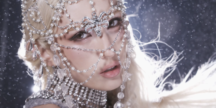 JEON SOMI Returns With 2nd EP ‘Chaotic & Confused’