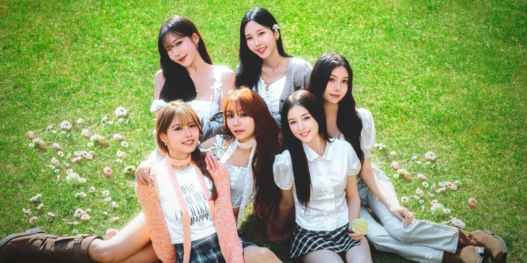 MOMOLAND Confirms September Comeback