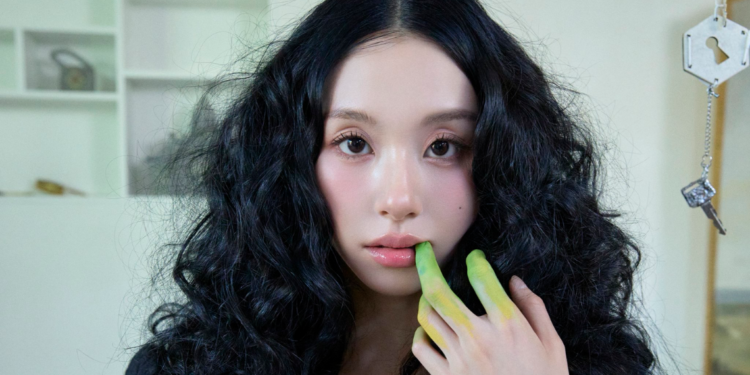 TWICE’s CHAEYOUNG Makers Her Solo Debut With ‘LIL FANTASY vol.1’