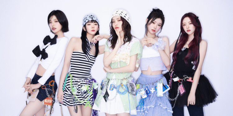 ITZY Renews Contract With JYP Entertainment