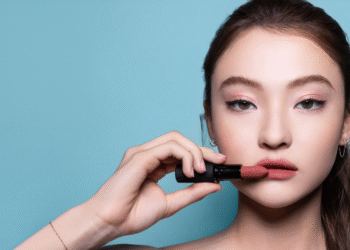 MEOVV’s ELLA Announced As Global Brand Ambassador For Mac Cosmetics
