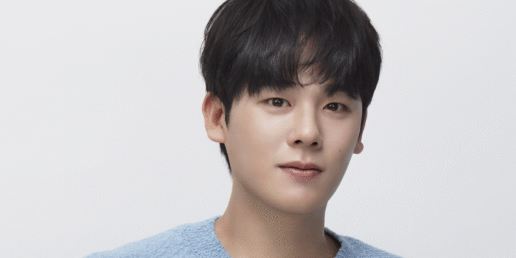 Actor Lee Jung Ha Announces Military Enlistment Date
