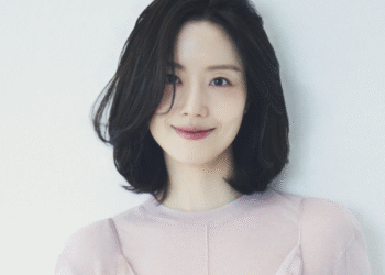 Moon Chae Won Announces Marriage To Non-Celebrity Fiancé