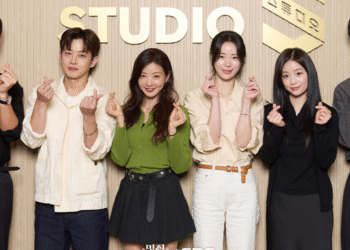 SBS Drops Teaser Poster for Upcoming Drama ‘My Royal Nemesis’